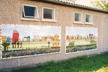 Worton Road Community Centre, Environmental Theme Mural project, Isleworth, 1997.. Another co-production for and by the community, via Isabella Wesoly aka Demetriou @ Making Murals